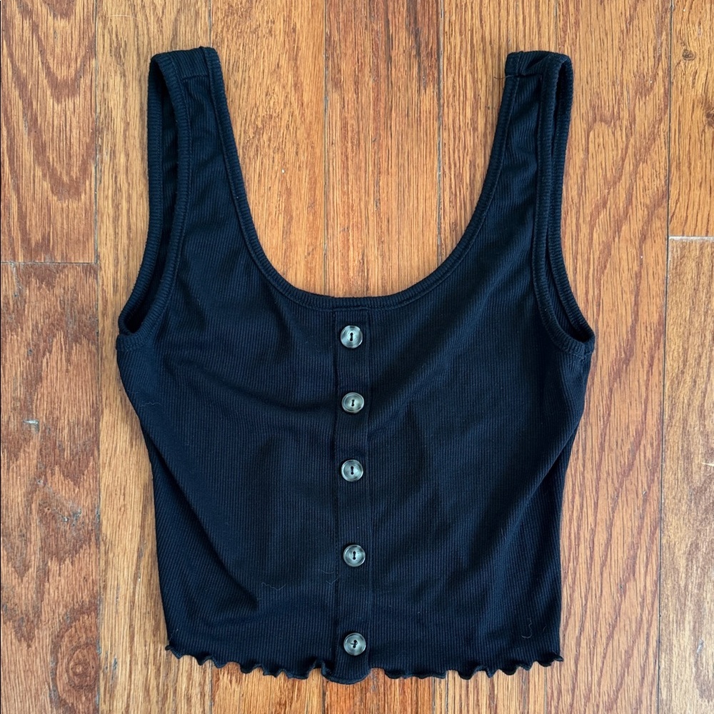 Chic Black Button-Front Crop Top